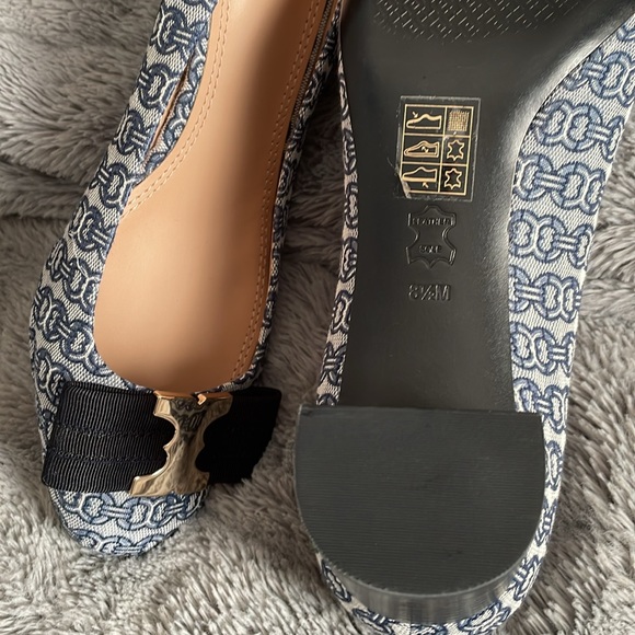Tory Burch Gemini Chain Blue mid heel in size 8.5 - Picture 6 of 6